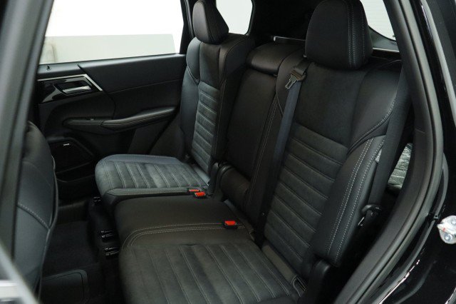 New 2026 Mitsubishi Outlander SE AWD/4WD image 24