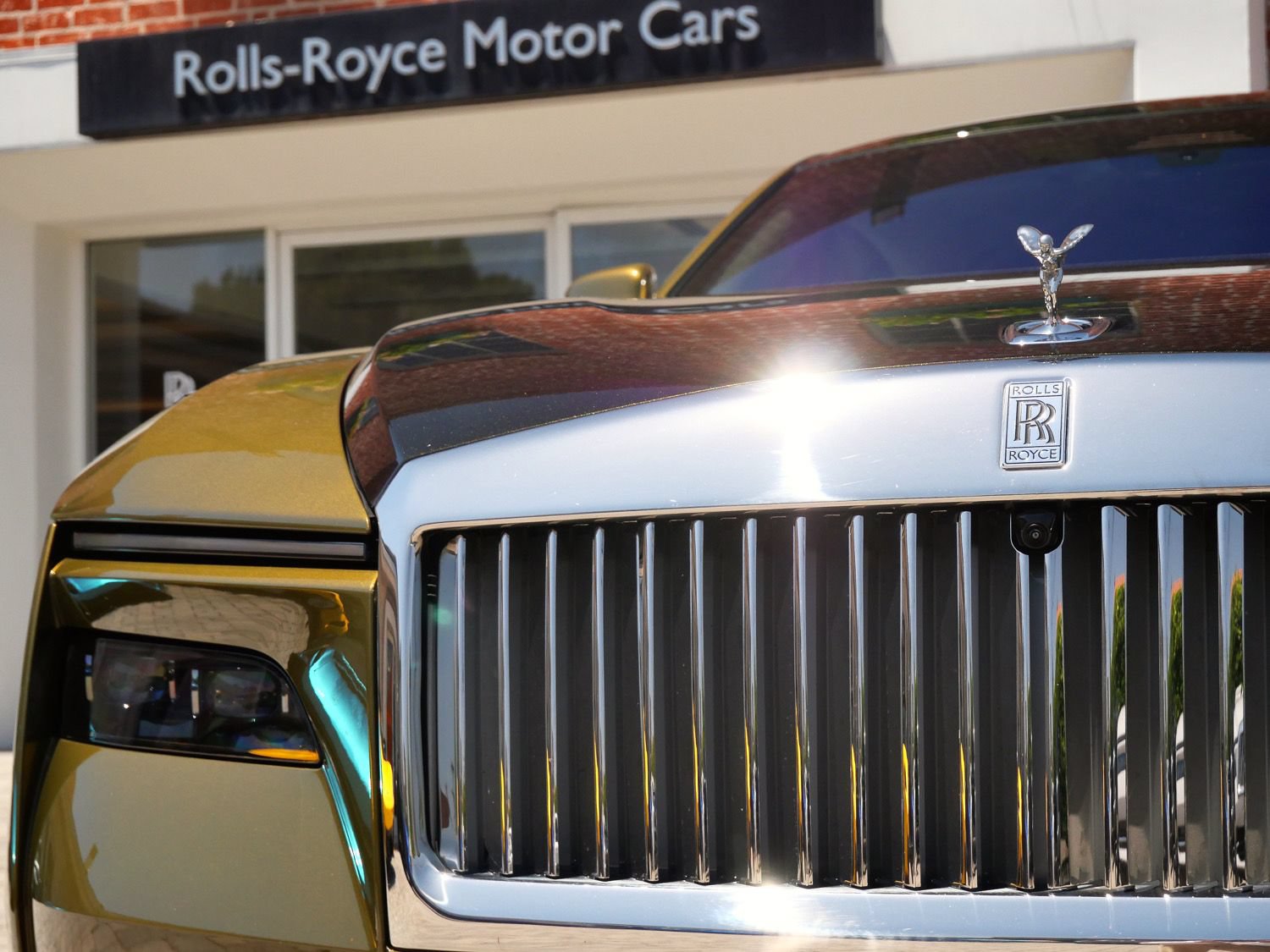 Used 2024 Rolls-Royce Spectre w/ Spectre Launch Package AWD/4WD image 7