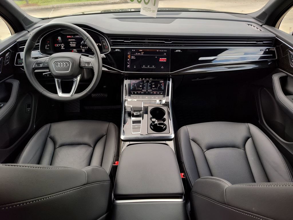 Certified 2025 Audi Q7 3.0T Premium Plus w/ Premium Plus Package image 31