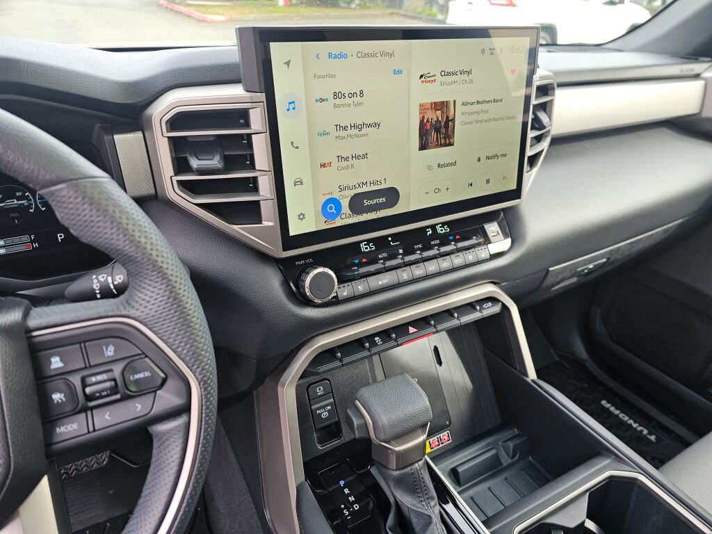 Used 2025 Toyota Tundra Limited image 29