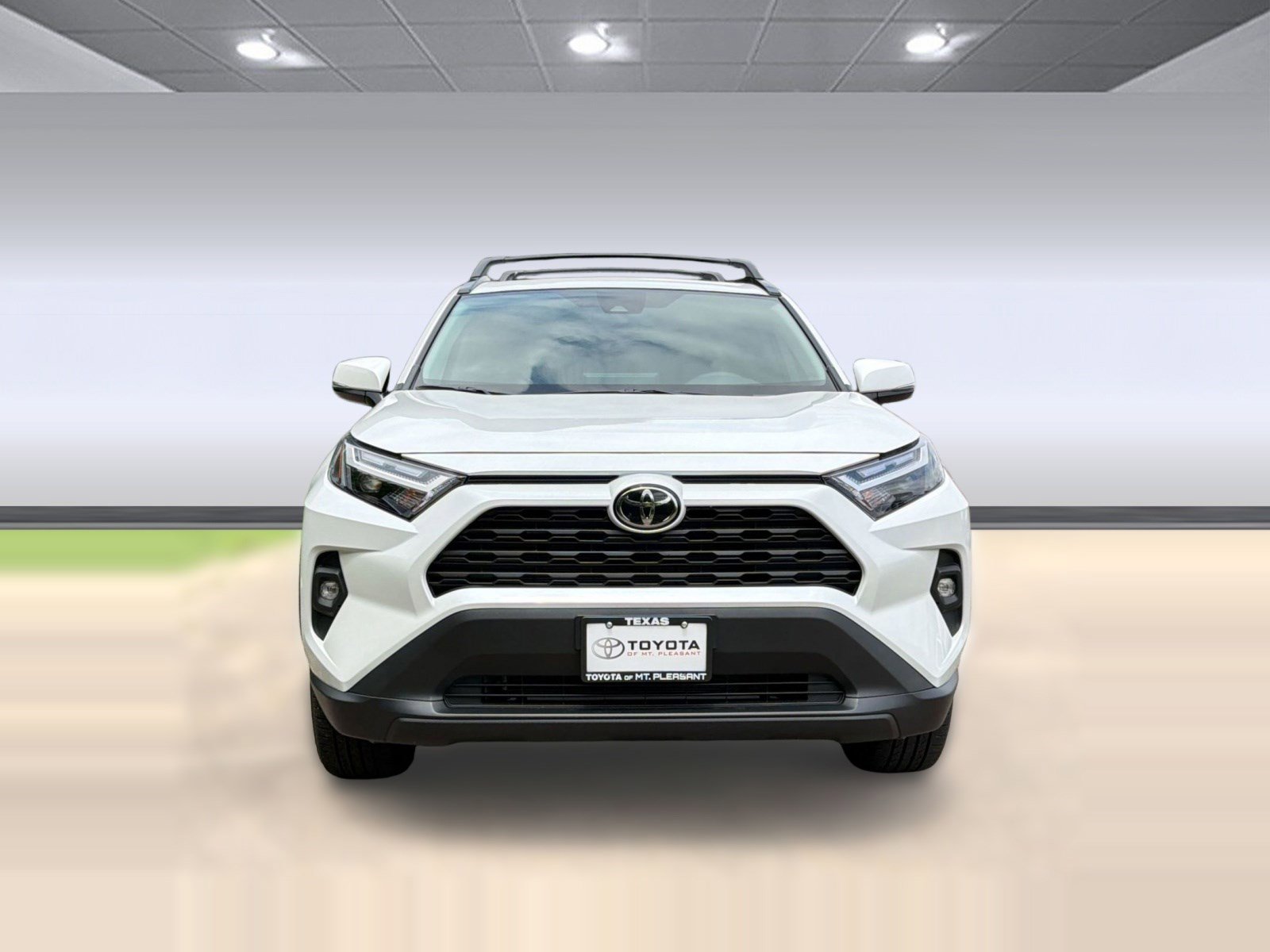 Used 2025 Toyota RAV4 XLE Premium image 6