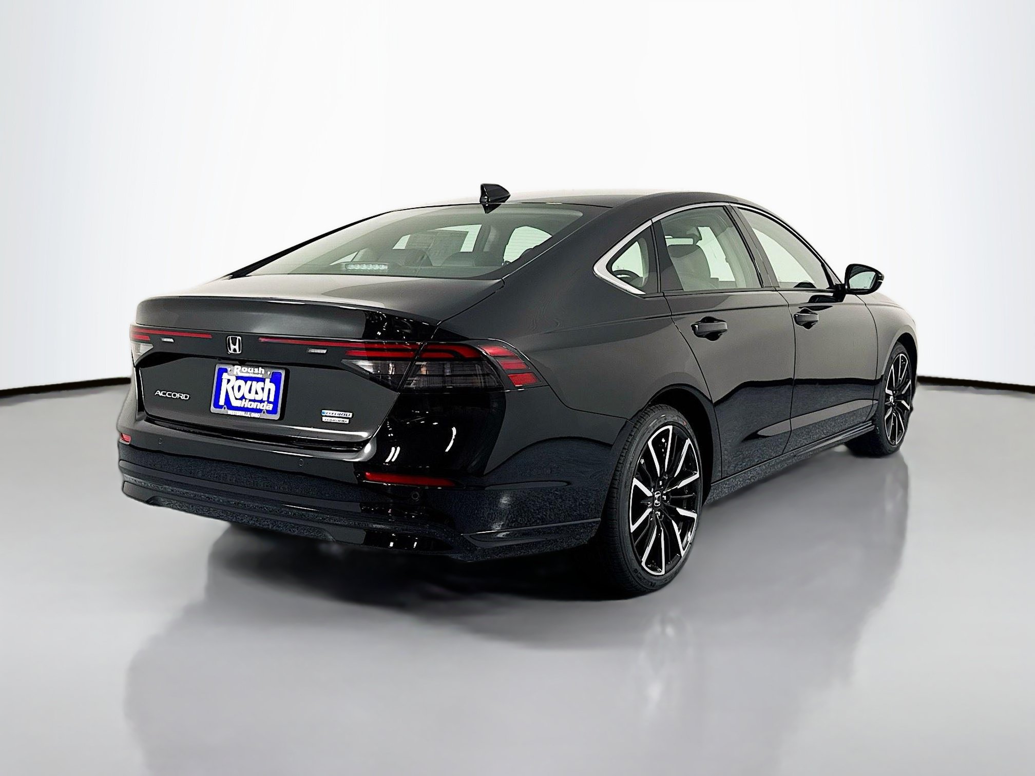 New 2026 Honda Accord Touring image 5