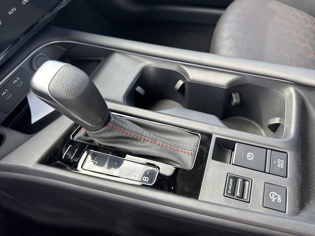 New 2026 Nissan Sentra SR w/ SR Premium Package FWD image 18