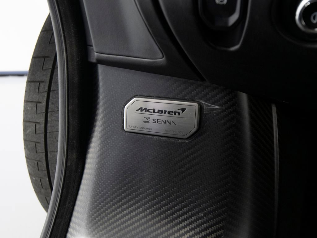 Used 2019 McLaren Senna image 30