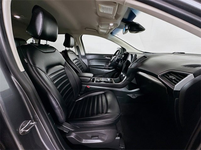 Used 2024 Ford Edge SEL image 6