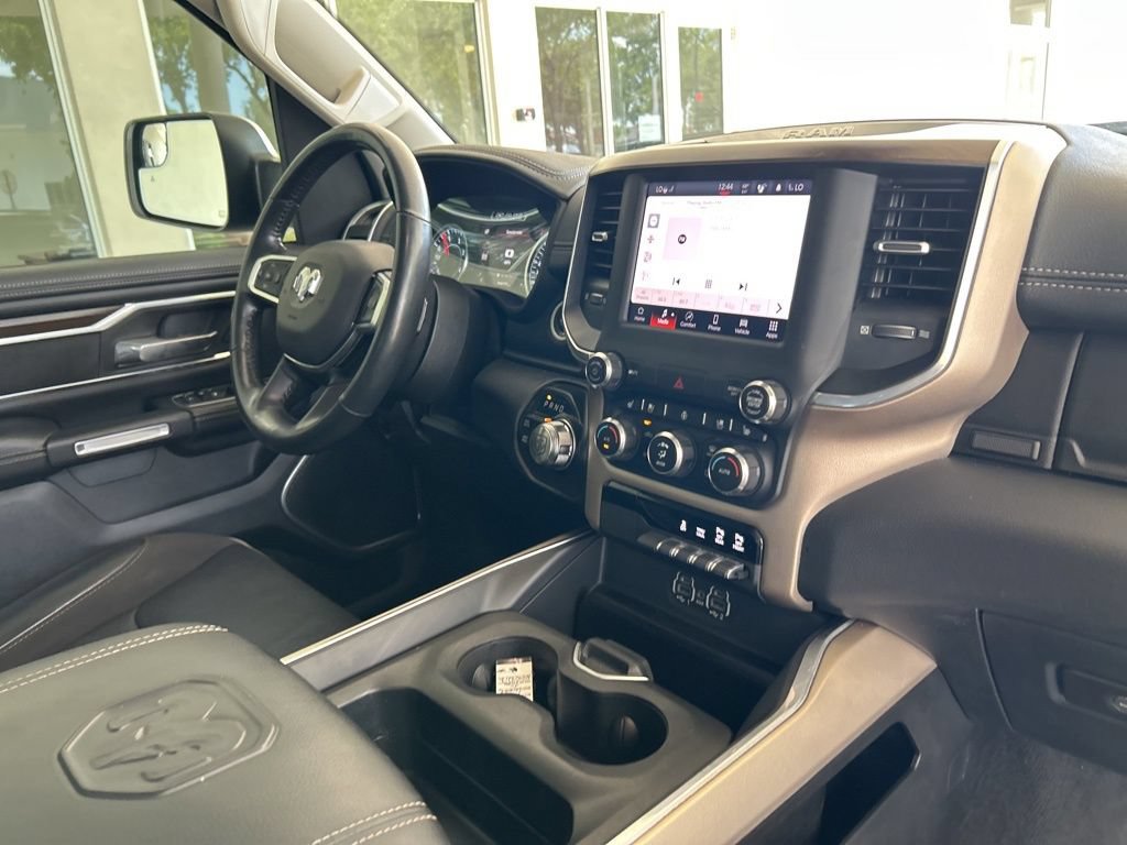 Used 2022 RAM 1500 Laramie AWD/4WD image 26