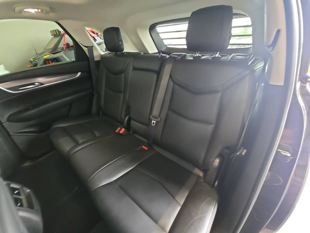 Used 2018 Cadillac XT5 Luxury w/ Driver Awareness Package AWD/4WD image 22