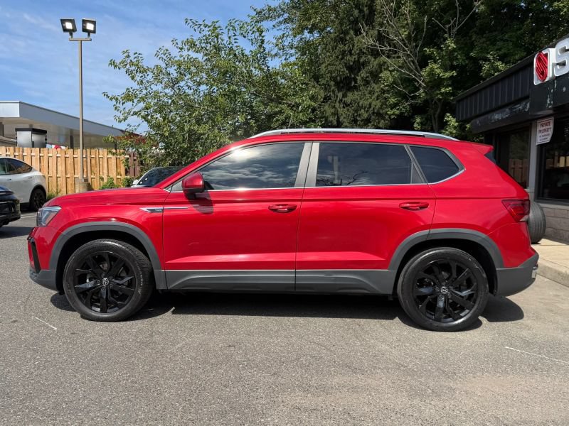 Used 2022 Volkswagen Taos SE AWD/4WD image 9