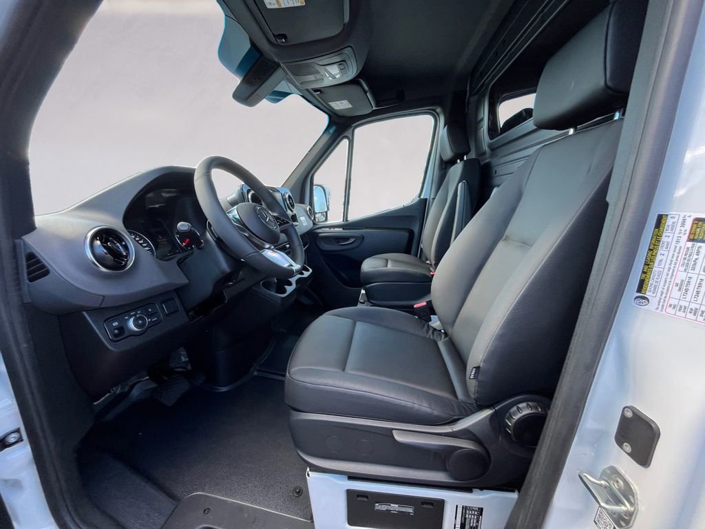 New 2026 Mercedes-Benz Sprinter 144 Cargo image 7