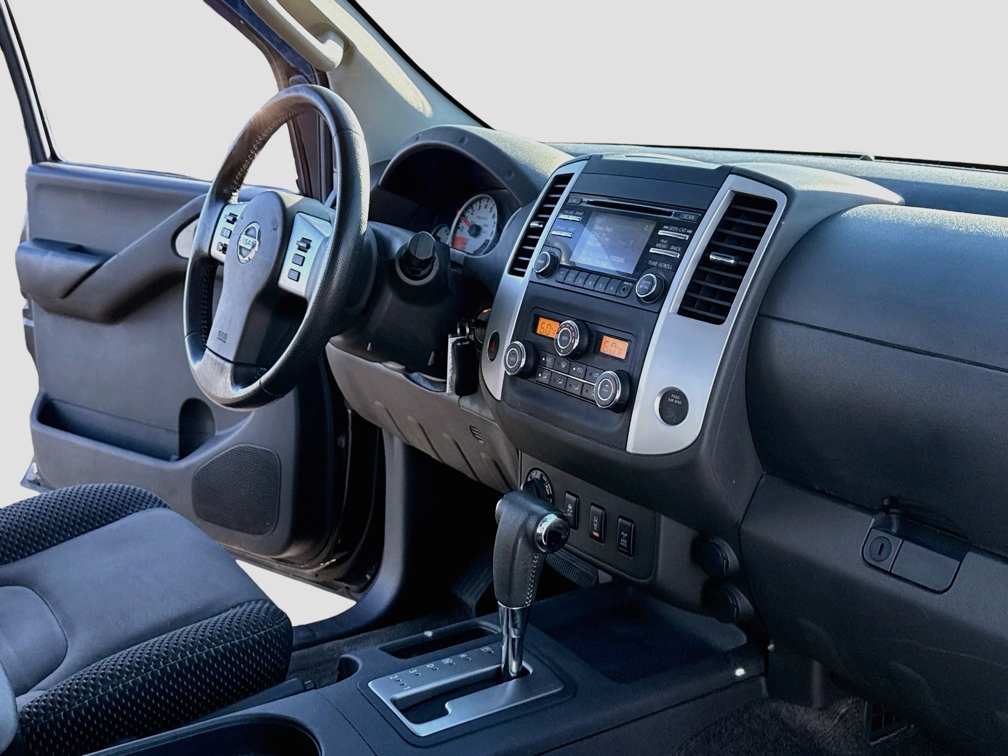 Used 2013 Nissan Frontier PRO-4X AWD/4WD image 14