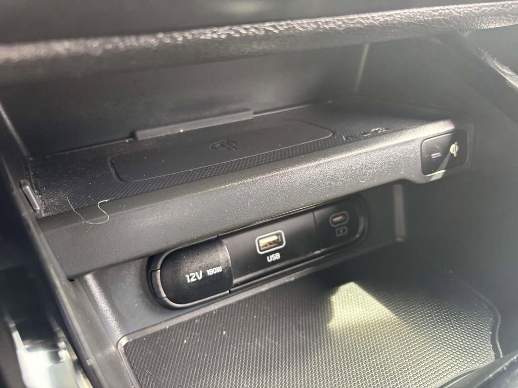 Used 2023 Kia Soul S FWD image 32