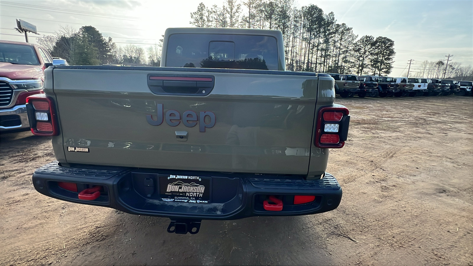 New 2026 Jeep Gladiator Rubicon w/ Safety Group AWD/4WD image 9