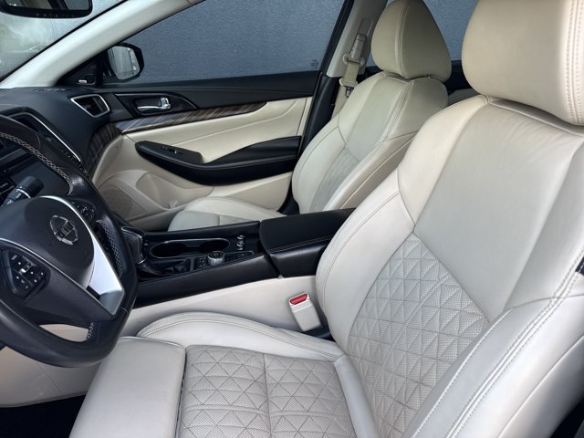 Used 2018 Nissan Maxima Platinum FWD image 5