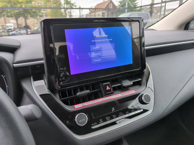 Used 2026 Toyota Corolla LE FWD image 19