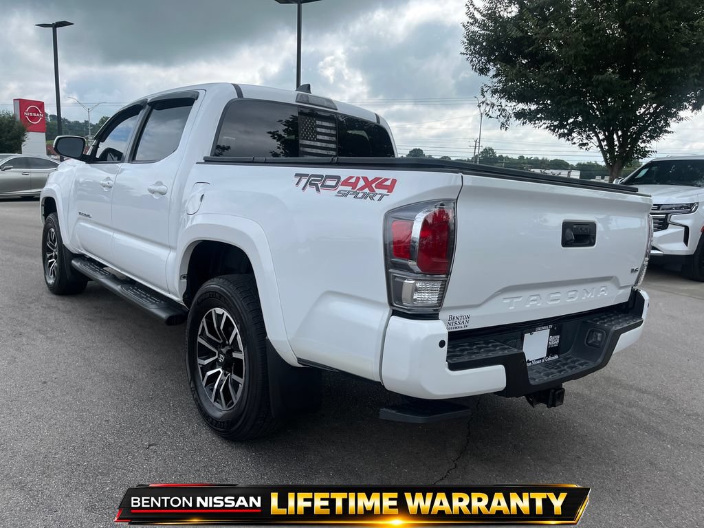 Used 2020 Toyota Tacoma TRD Sport w/ TRD Premium Sport Package AWD/4WD video 4