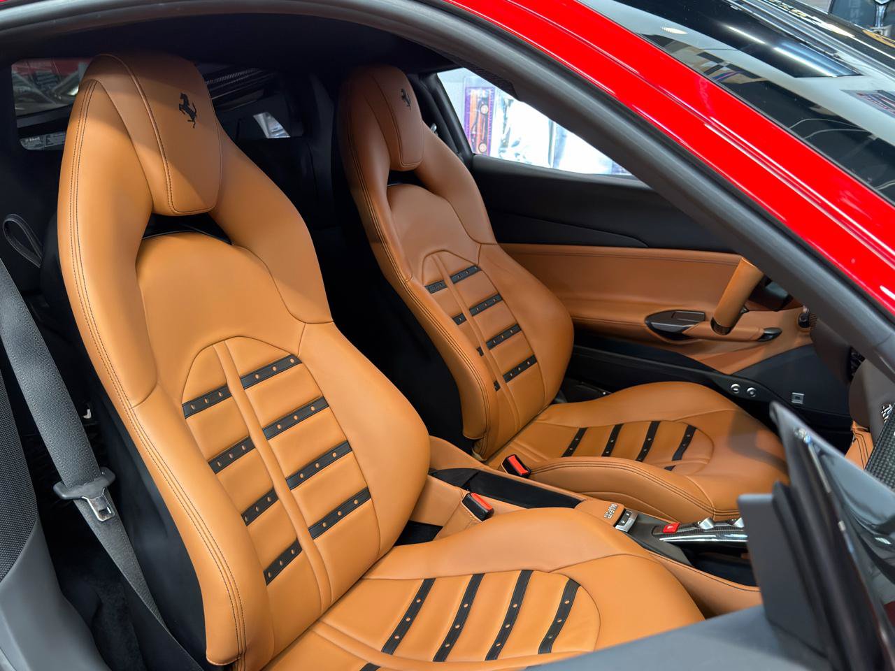 Used 2018 Ferrari 488 GTB RWD image 36