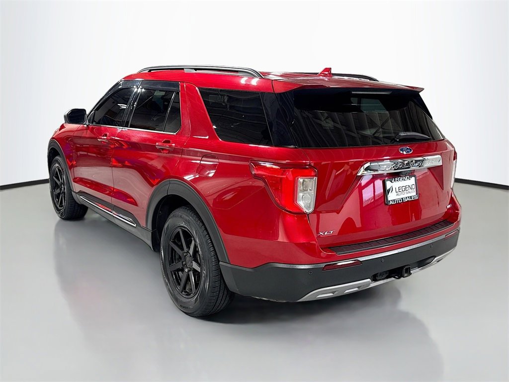 Used 2020 Ford Explorer XLT w/ Equipment Group 202A image 9