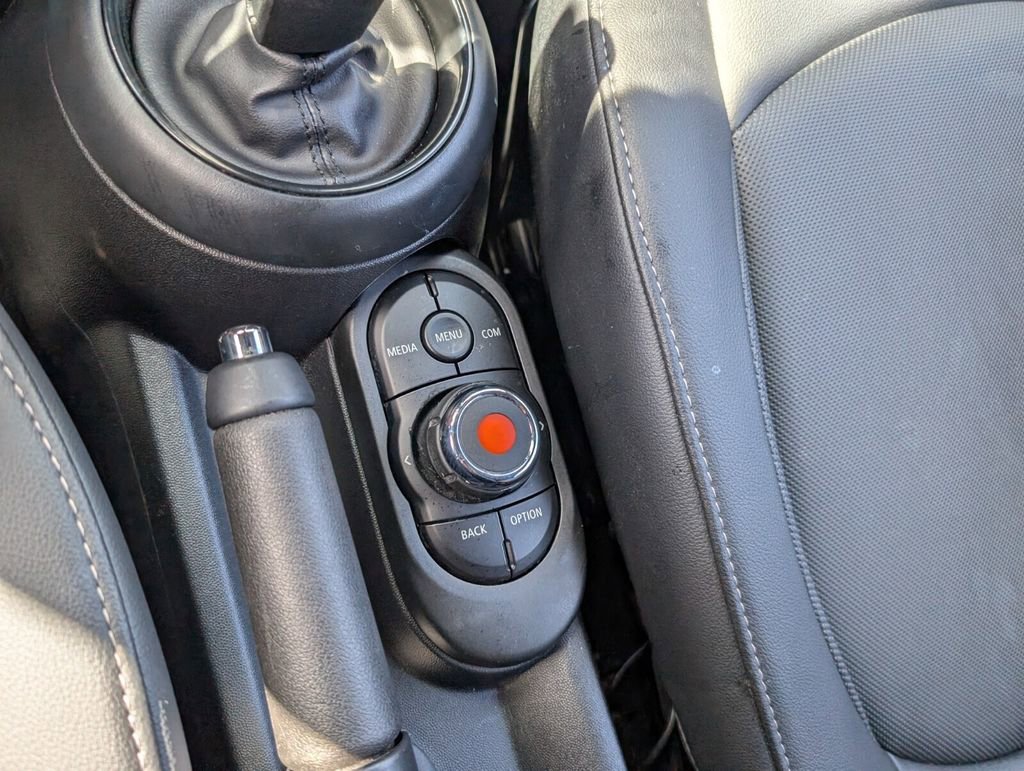 Used 2022 MINI Cooper Convertible image 22