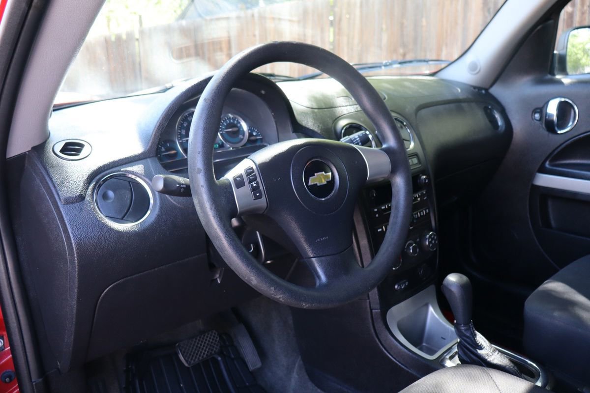 Used 2011 Chevrolet HHR LS image 15