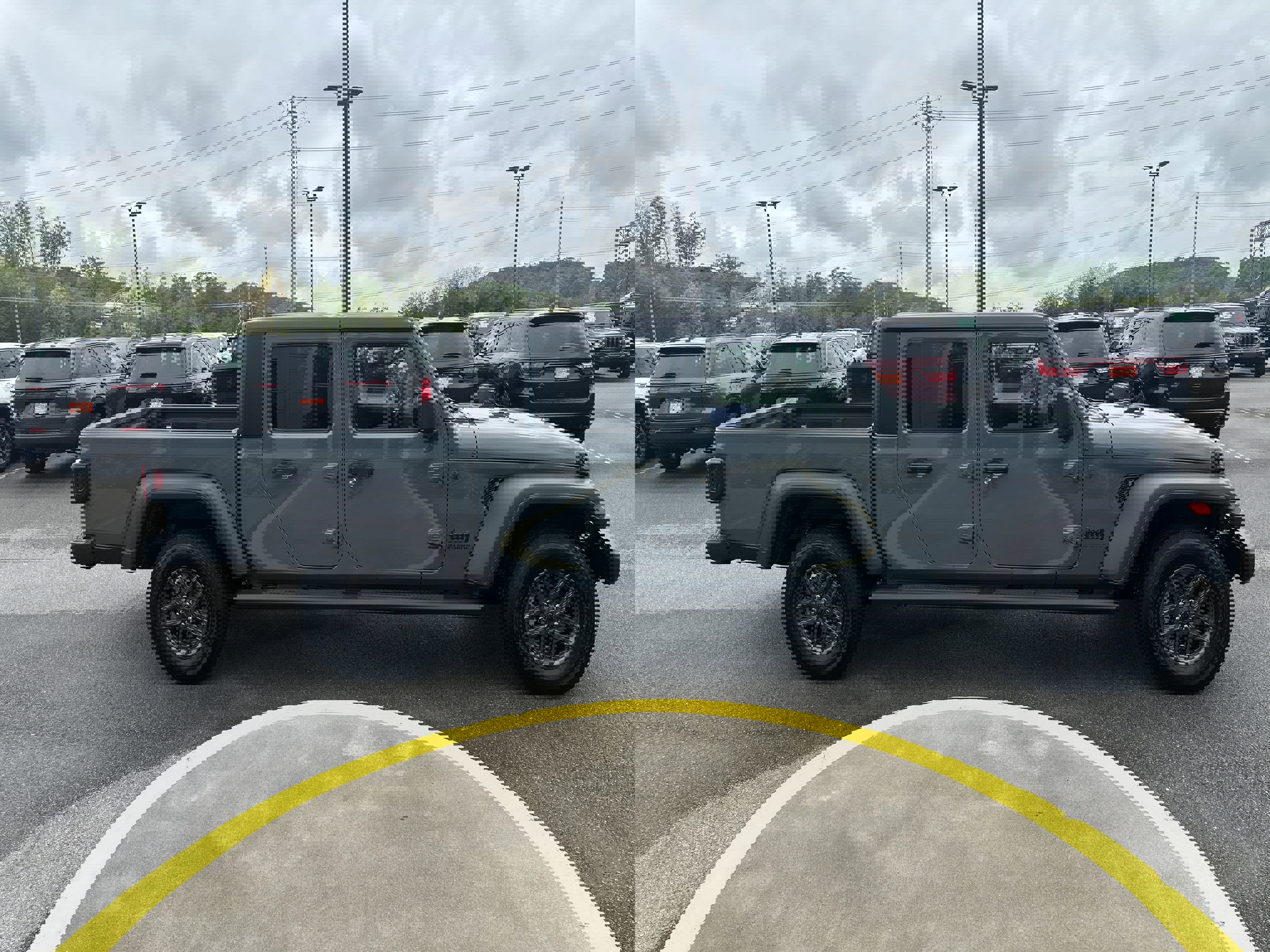 New 2025 Jeep Gladiator Sport image 6