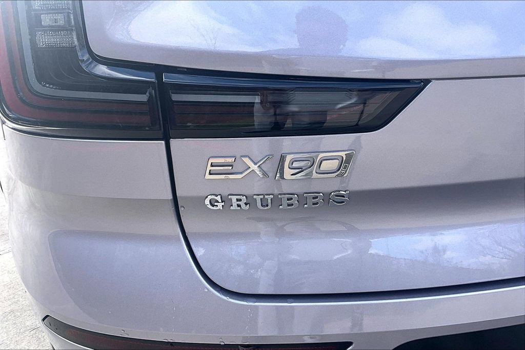 New 2026 Volvo EX90 Plus RWD image 44