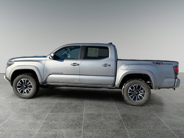 Used 2020 Toyota Tacoma TRD Sport image 2