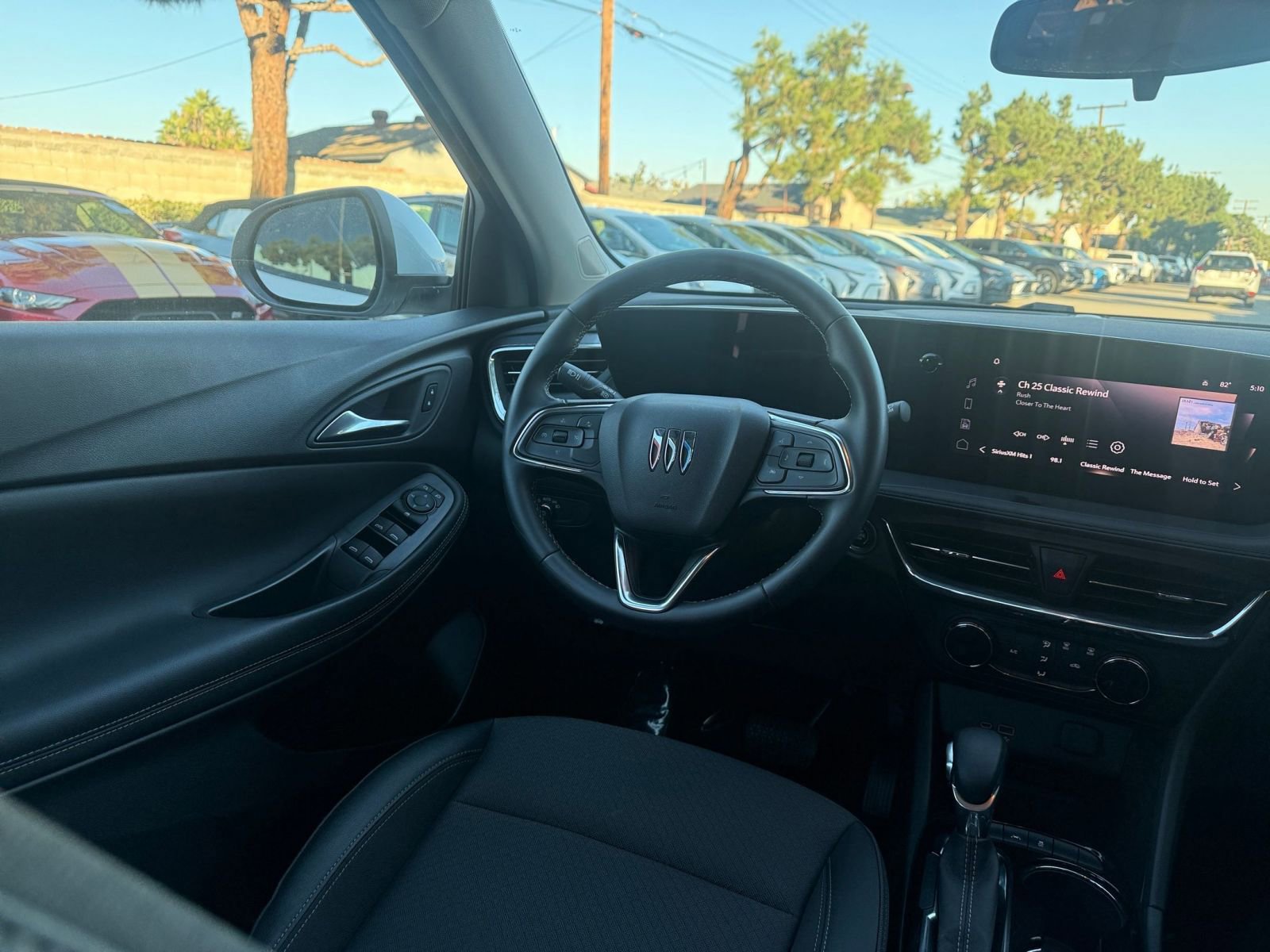 Used 2025 Buick Encore GX Preferred image 30