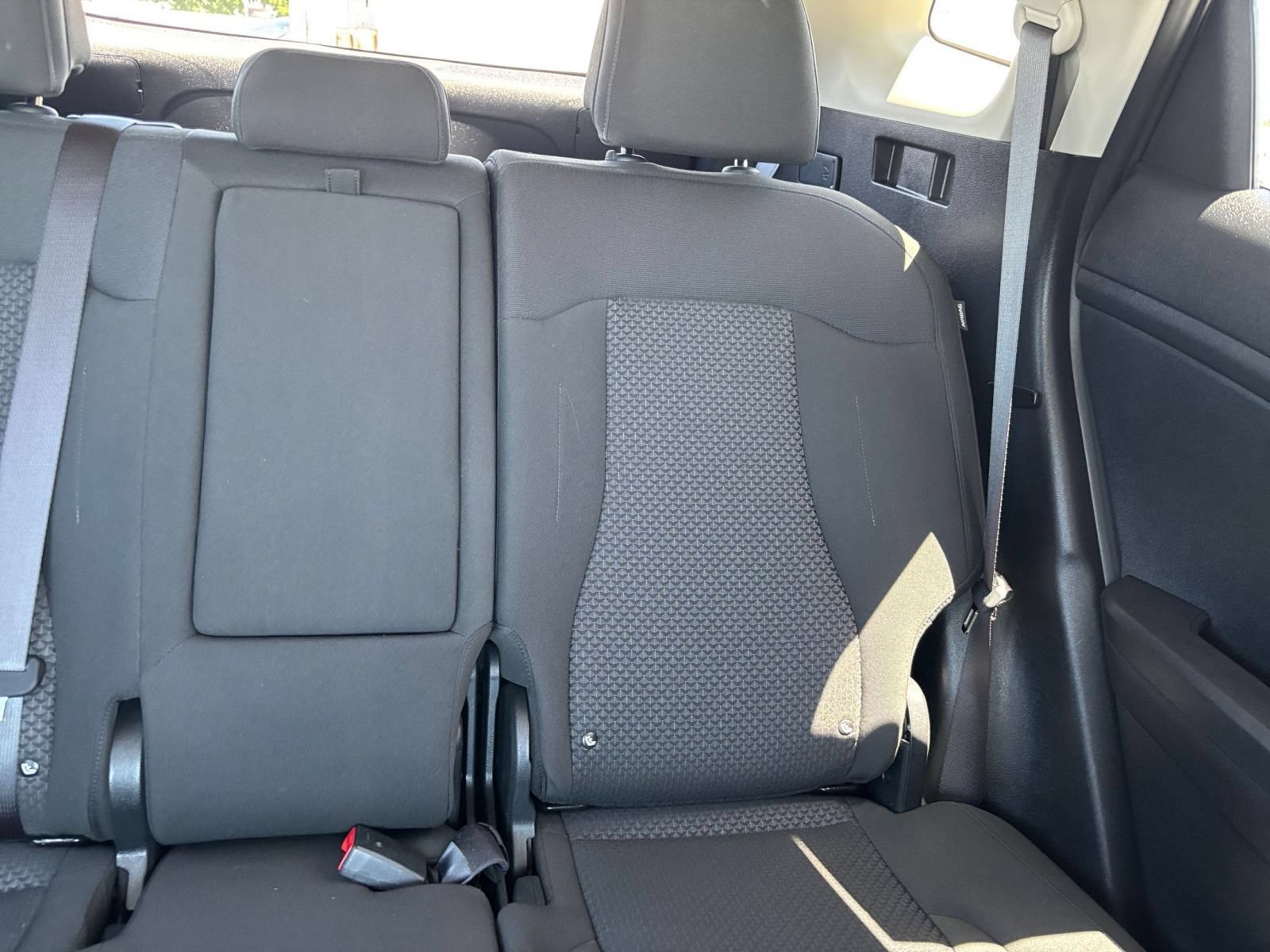 Used 2026 Kia Sportage LX FWD image 37