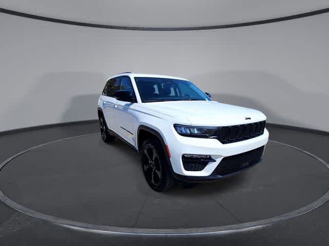 Used 2023 Jeep Grand Cherokee Limited w/ Black Appearance Package AWD/4WD image 2