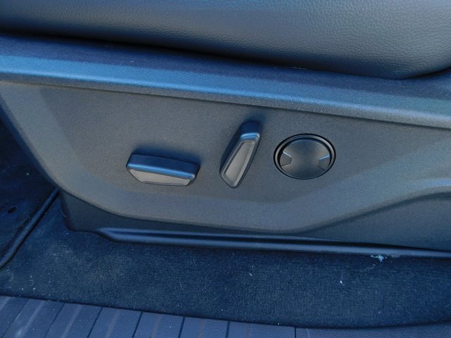 New 2025 Ford F350 Lariat w/ Lariat Ultimate Package image 25