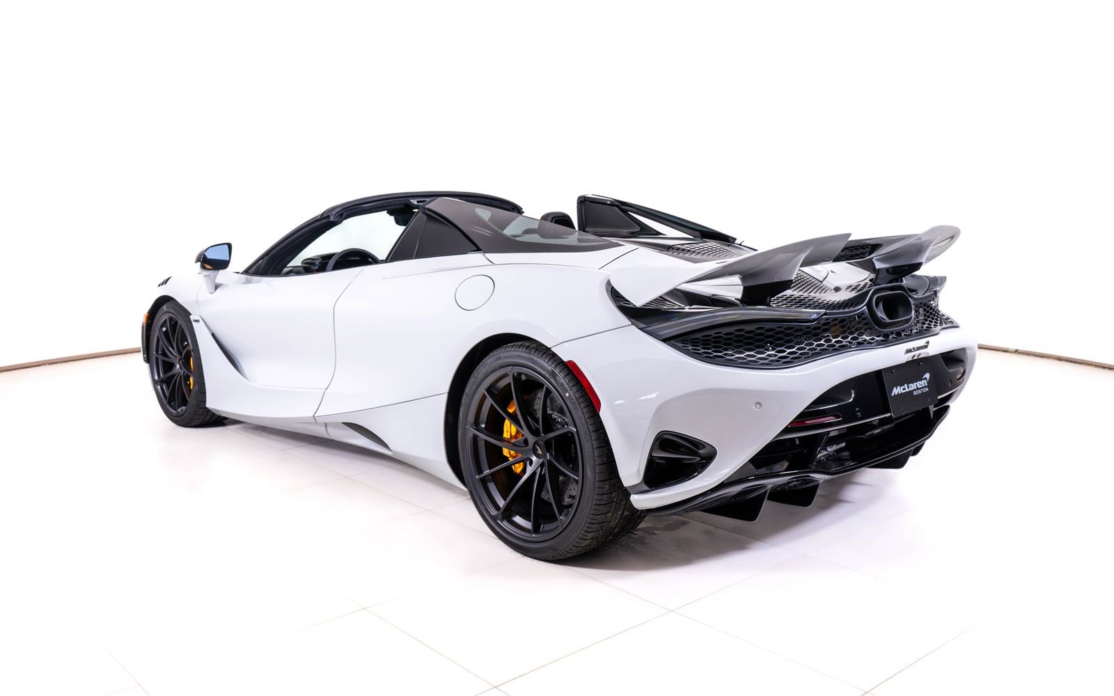 New 2027 McLaren 750S Spider RWD image 5