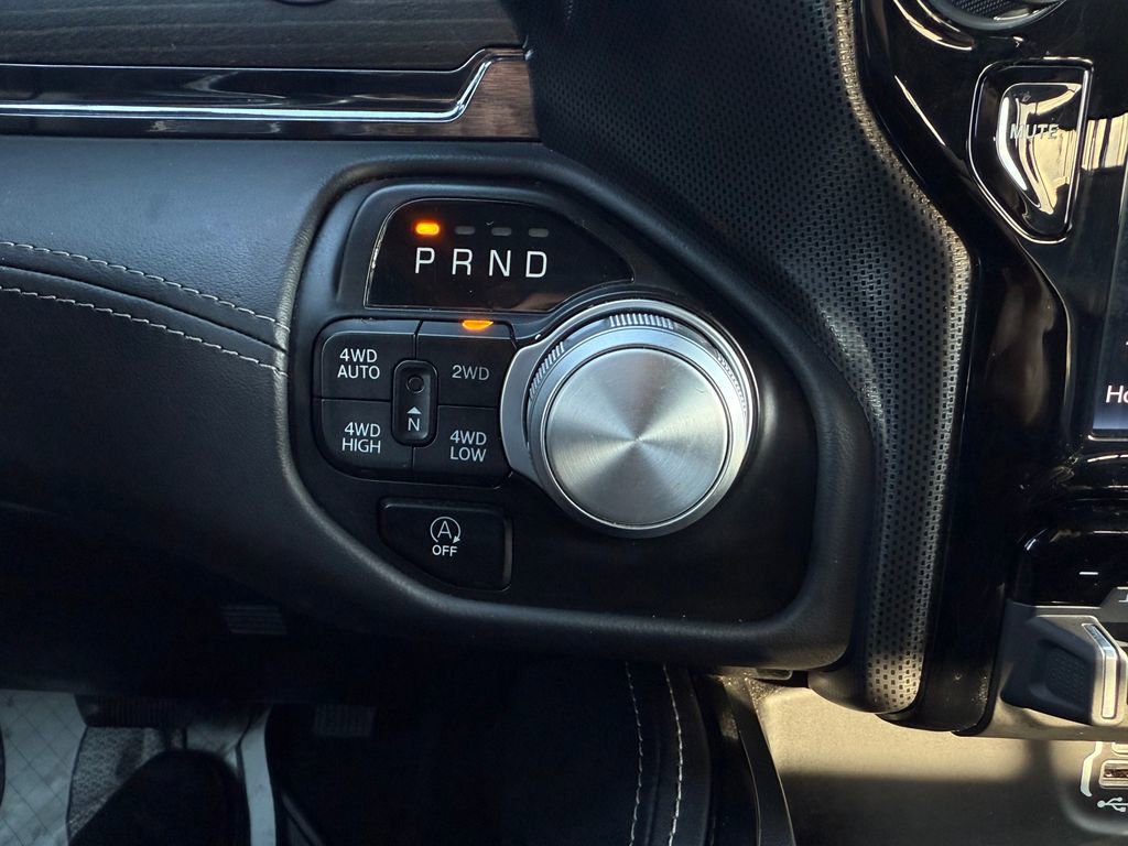 Used 2023 RAM 1500 Limited w/ Body Color Bumper Group image 28