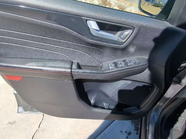 Used 2025 Ford Escape ST-Line Select image 10