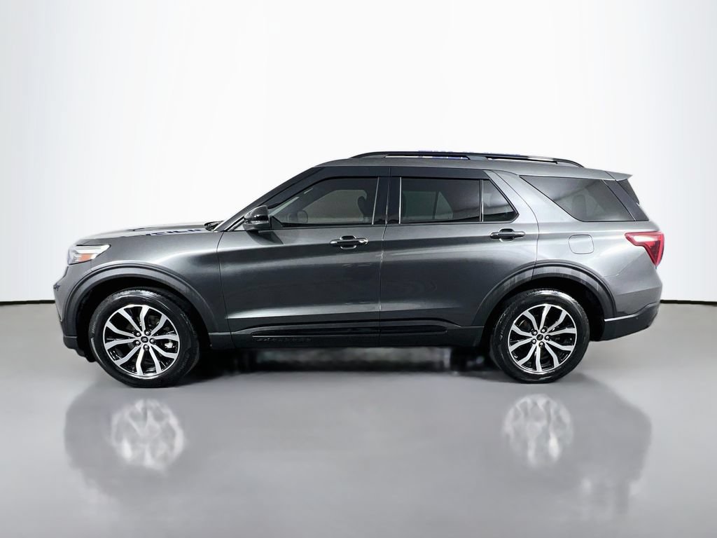 Certified 2020 Ford Explorer ST w/ Premium Technology Package AWD/4WD image 4