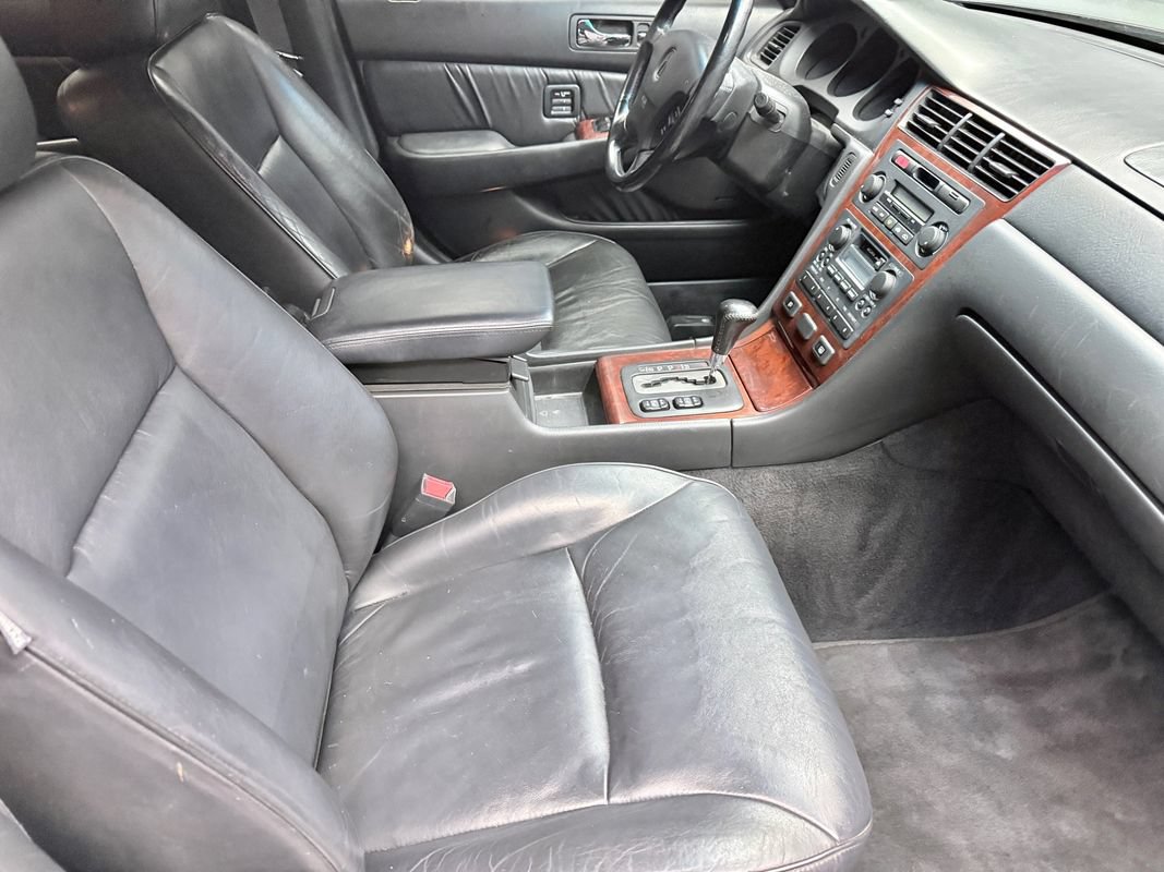 Used 1999 Acura RL FWD image 12