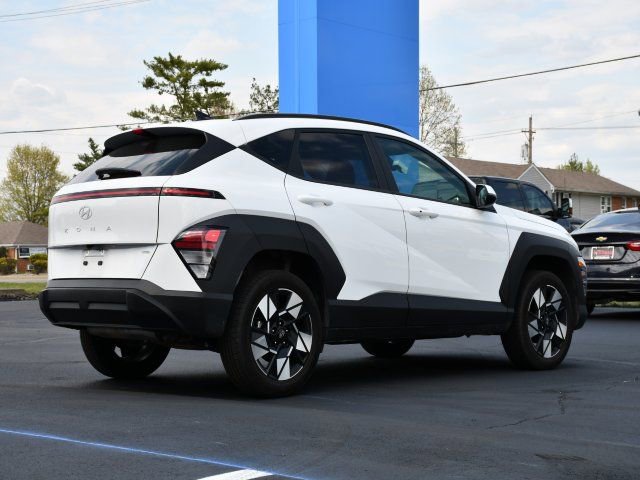 Used 2024 Hyundai Kona SEL image 7
