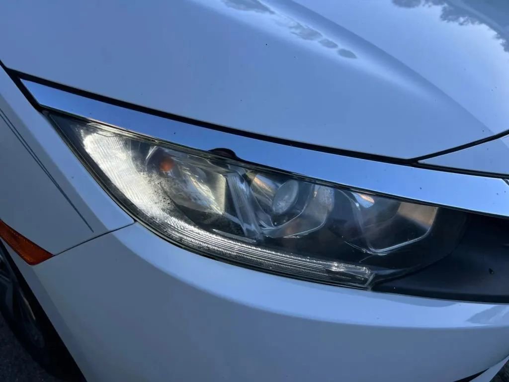 Used 2018 Honda Civic EX image 31