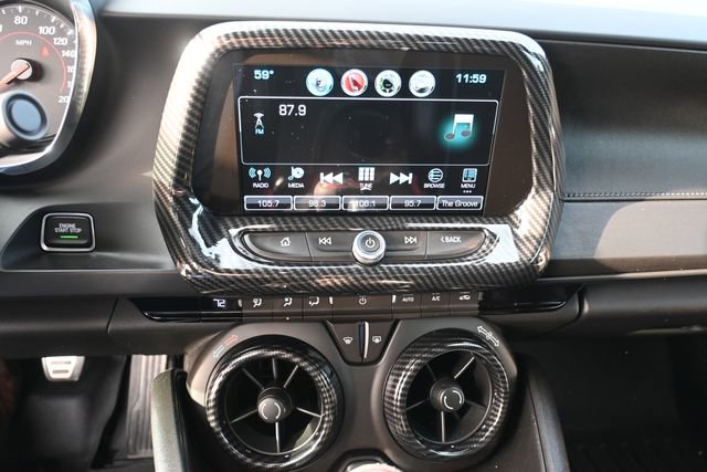 Used 2018 Chevrolet Camaro SS image 17