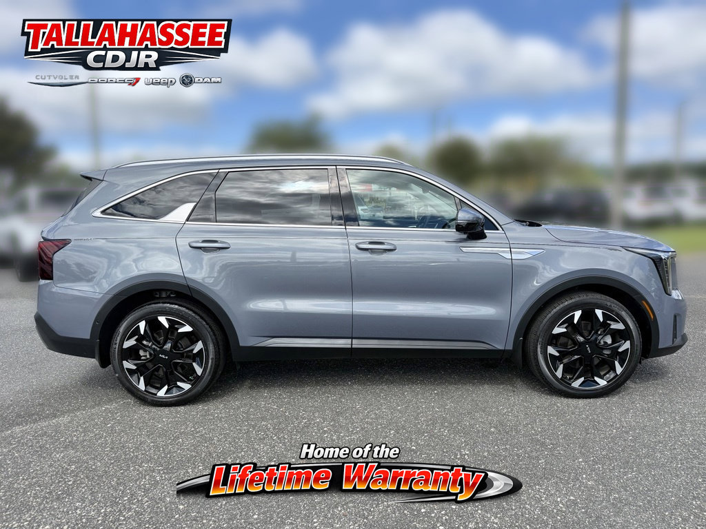 Used 2025 Kia Sorento SX FWD image 2