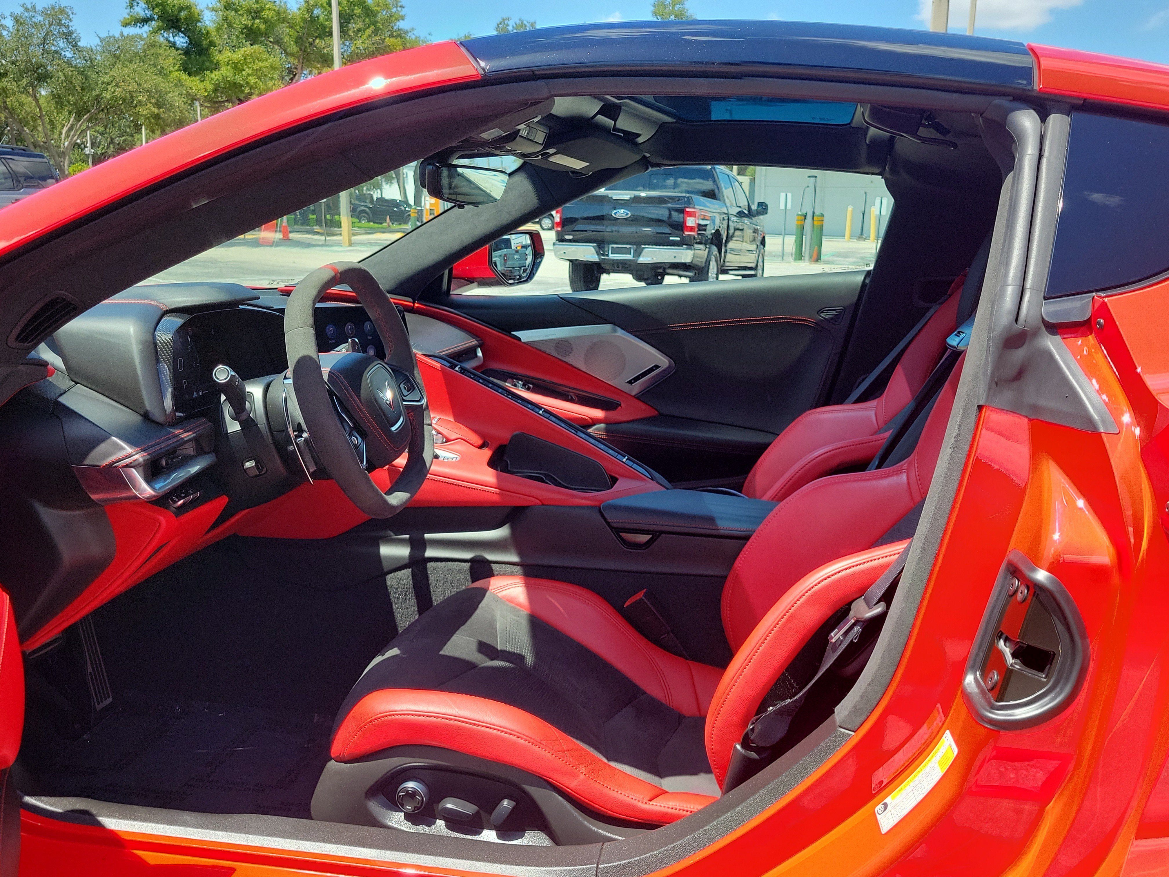 Used 2021 Chevrolet Corvette Stingray Premium Cpe w/ Z51 Performance Package RWD image 14