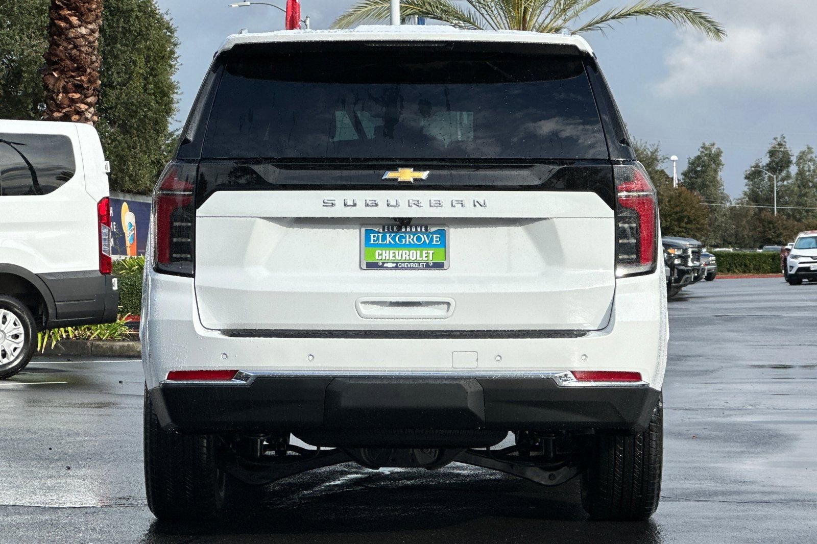 New 2026 Chevrolet Suburban LS image 4