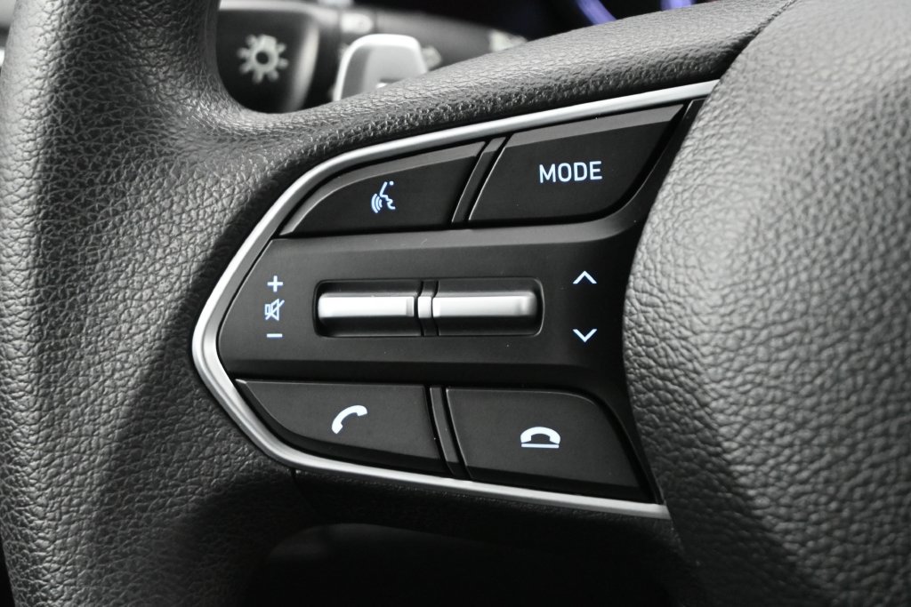 Used 2023 Hyundai Santa Fe SE w/ Cargo Package AWD/4WD image 7
