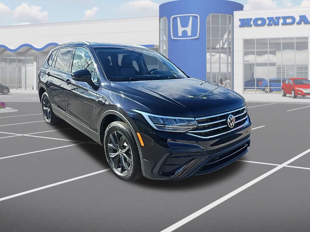 Used 2024 Volkswagen Tiguan SE