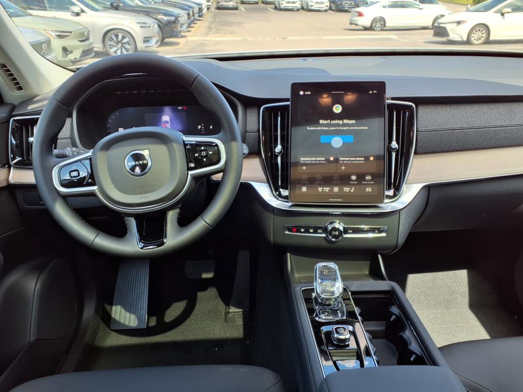 New 2026 Volvo XC90 B5 Core image 9
