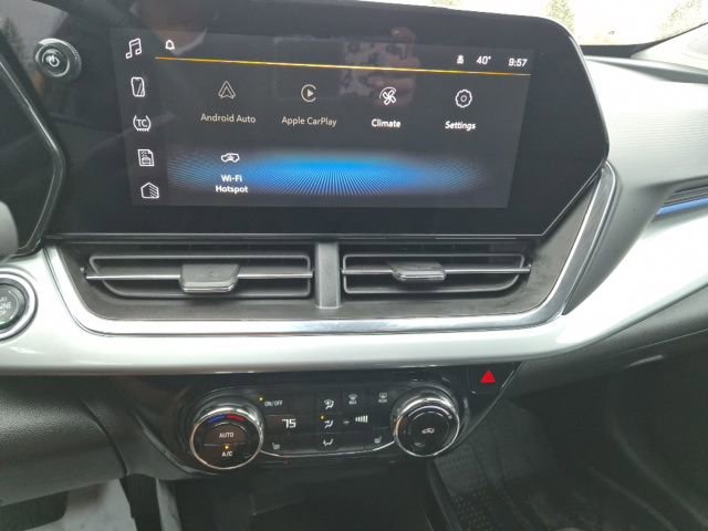 Used 2025 Chevrolet Trax LT w/ Driver Confidence Package image 23