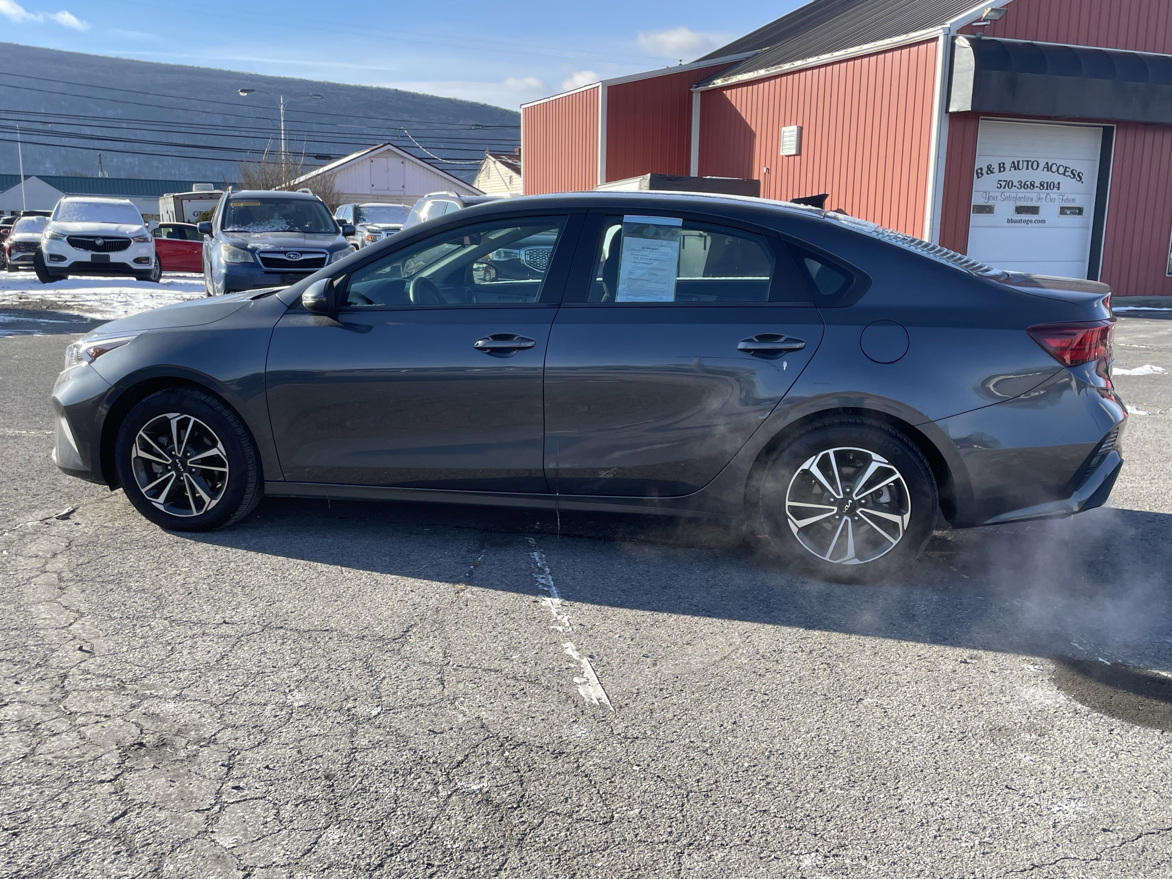 Certified 2024 Kia Forte LXS w/ LXS Technology Package image 7