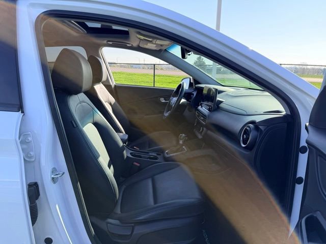 Used 2023 Hyundai Kona Limited w/ Cargo Package AWD/4WD image 11