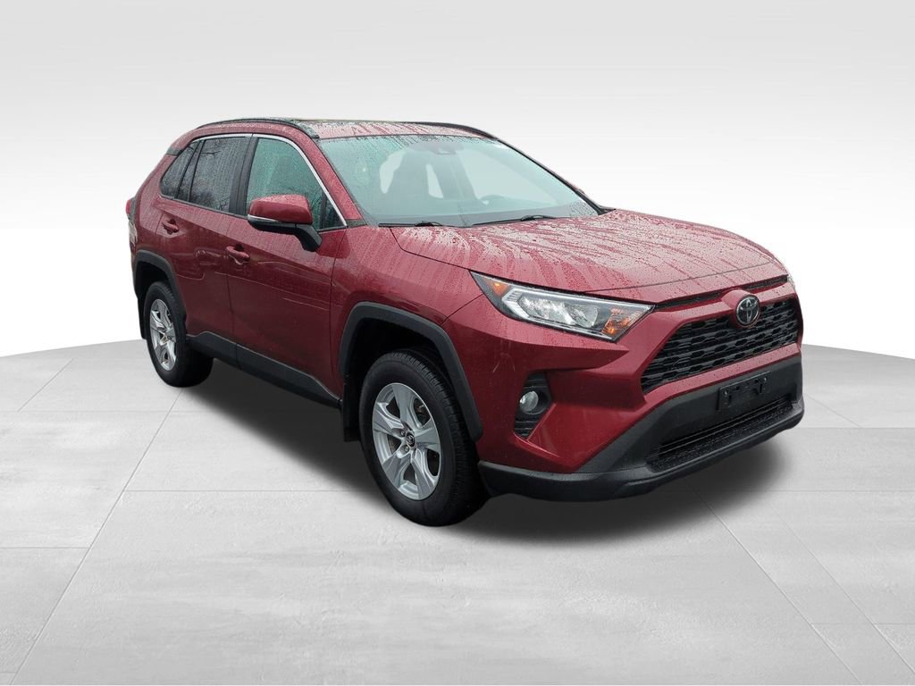 Used 2019 Toyota RAV4 XLE w/ All Weather Liner Package image 1