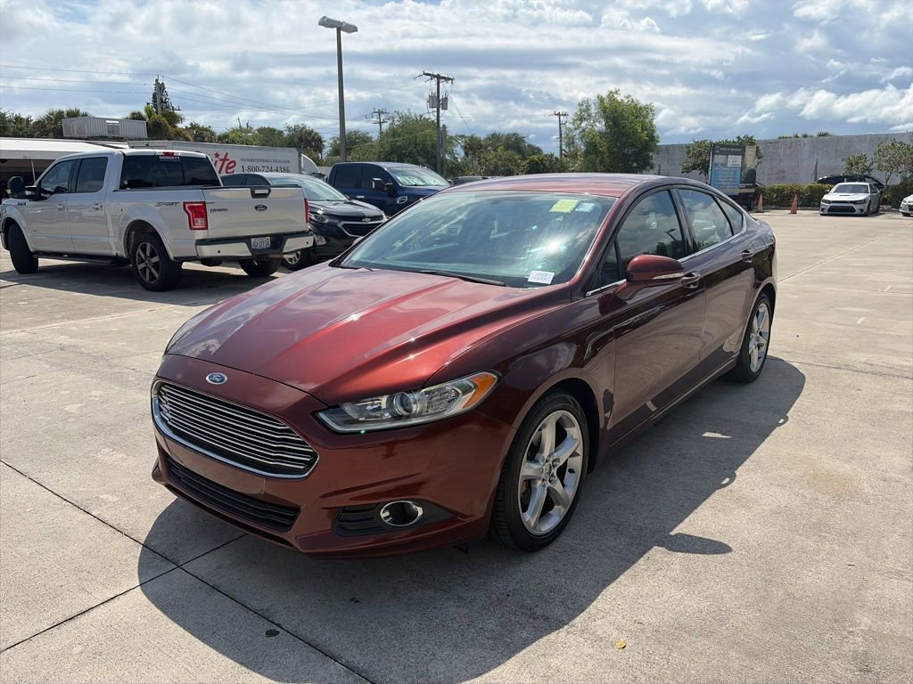 Used 2016 Ford Fusion SE image 7