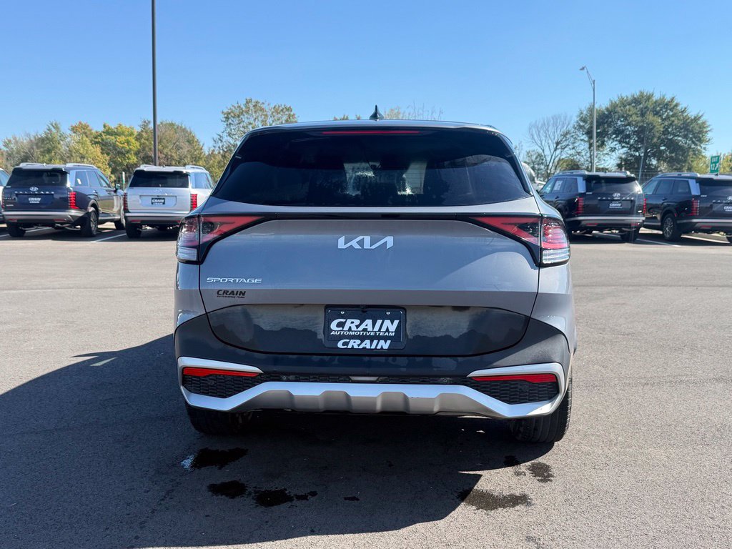 Used 2023 Kia Sportage EX FWD image 6